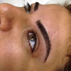 施術直後でもこの完成度。時間経過でより馴染みます